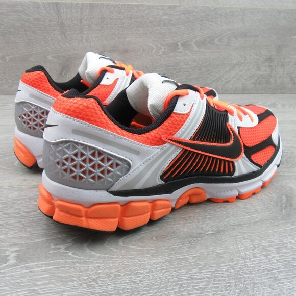 Nike Zoom Vomero 5 Athletic Shoes Mens Size 10 Total Orange Black NEW - Picture 7 of 16